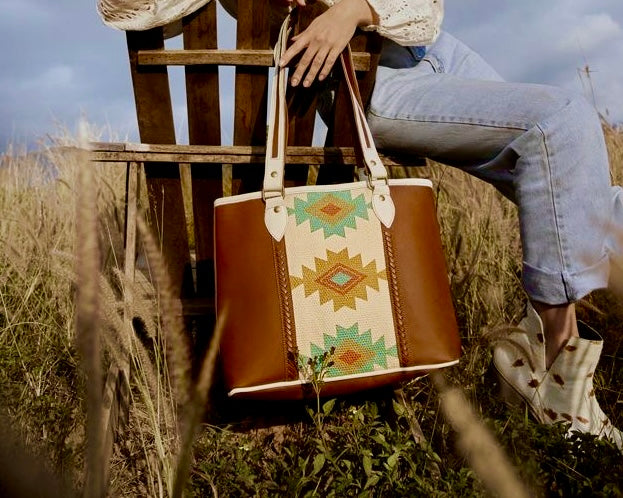 NOVA AZTEC SHOULDER BAG