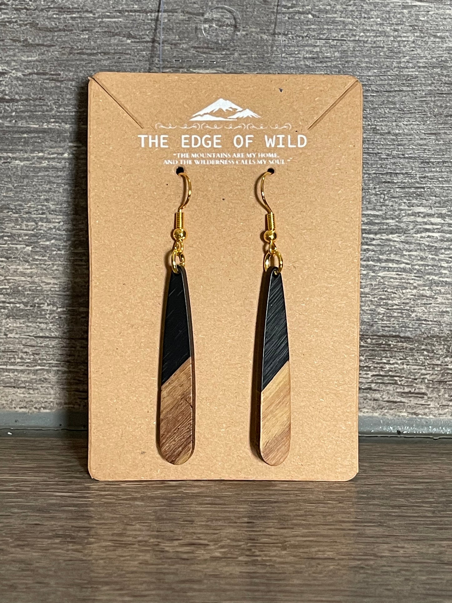 WOOD AND RESIN TEARDROP EARRINGS