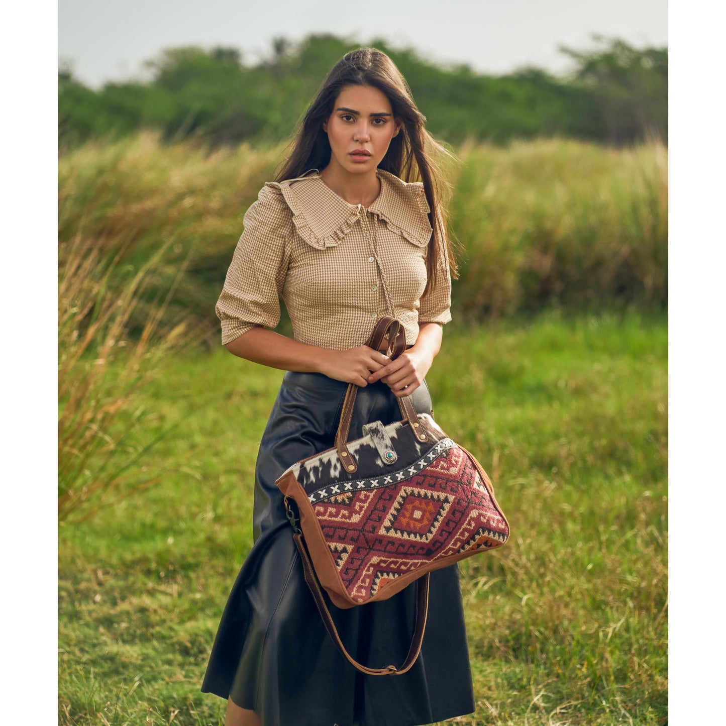 HUES OF DUSK MESSENGER BAG