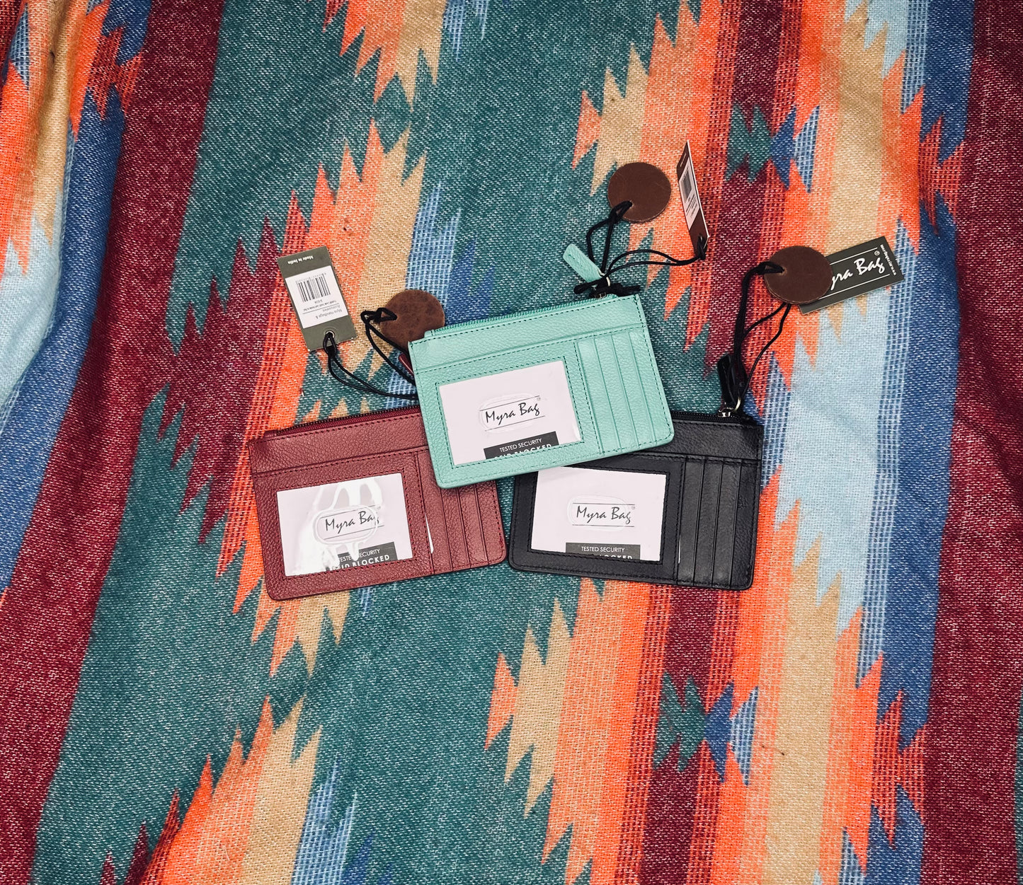 FOOTHILLS CREEK CREDIT CARD HOLDER IN WINE