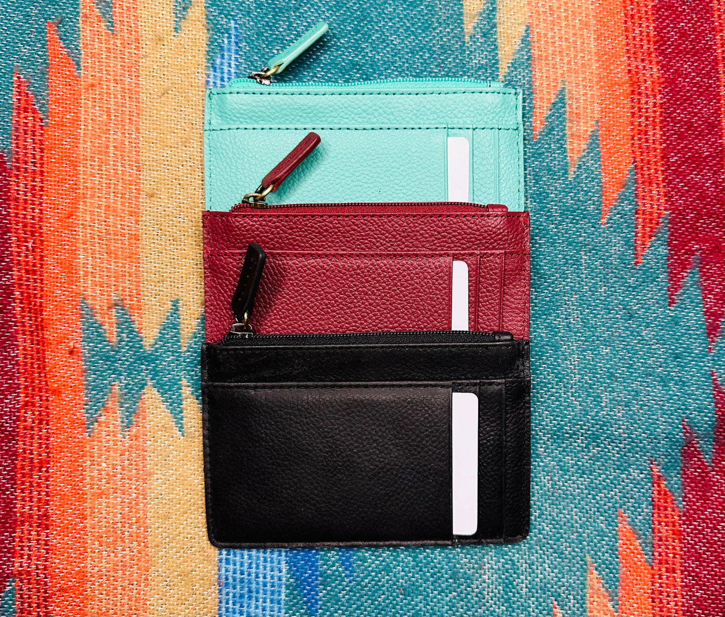 FOOTHILLS CREEK DOUBLE CREDIT CARD HOLDER IN WINE