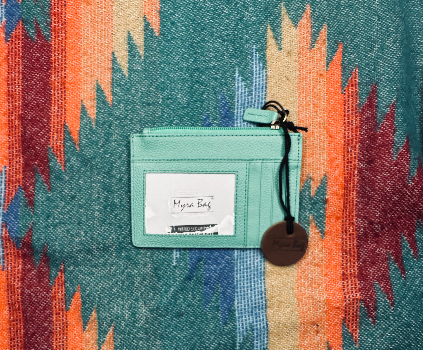 FOOTHILLS CREEK CREDIT CARD HOLDER IN TURQUOISE