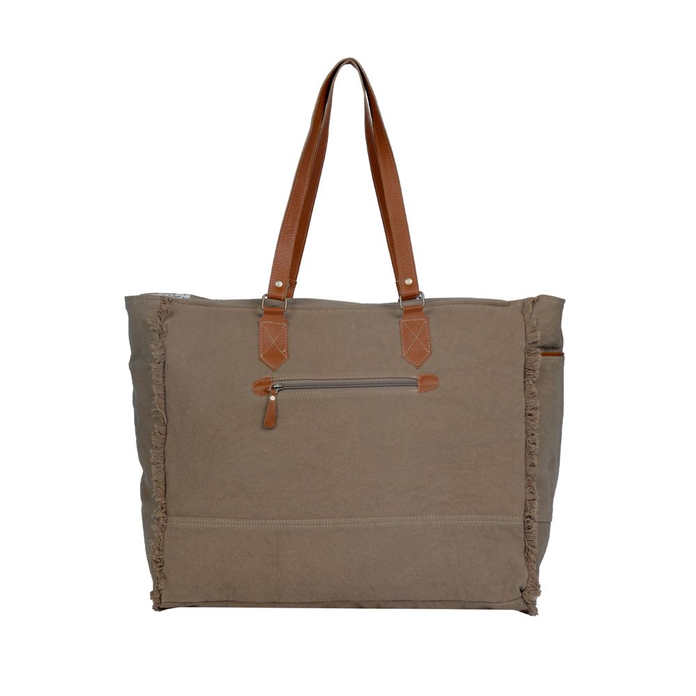 AUBURN WEEKENDER