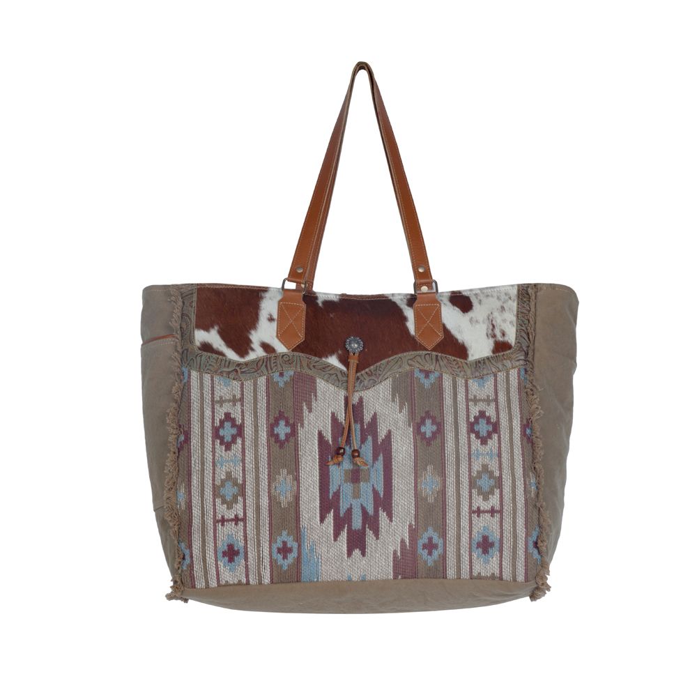 AUBURN WEEKENDER